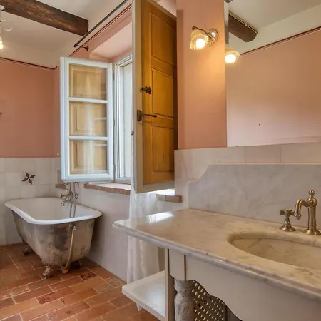 Pet Friendly In With Wifi Cortona
