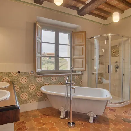 Pet Friendly In With Wifi Holiday home Cortona