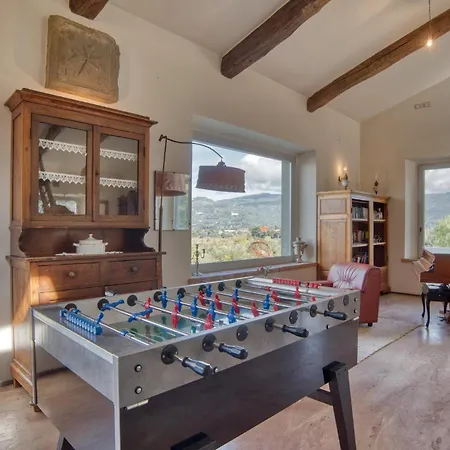 Pet Friendly In With Wifi Holiday home Cortona