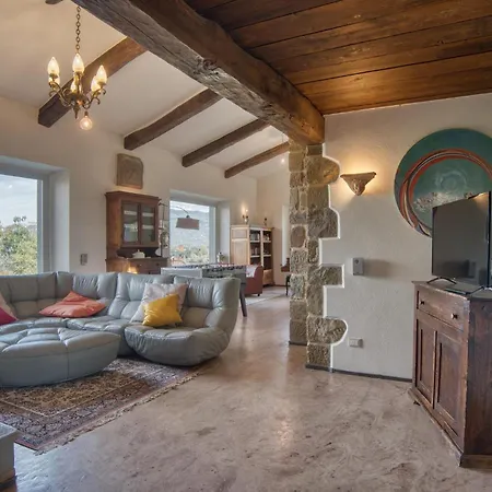 Pet Friendly In With Wifi Vakantiehuis